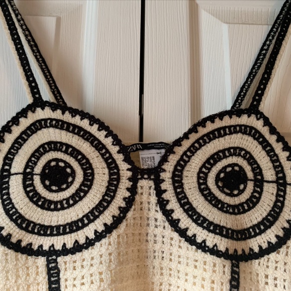 Size Medium Zara Crochet Crop Top - Picture 5 of 13